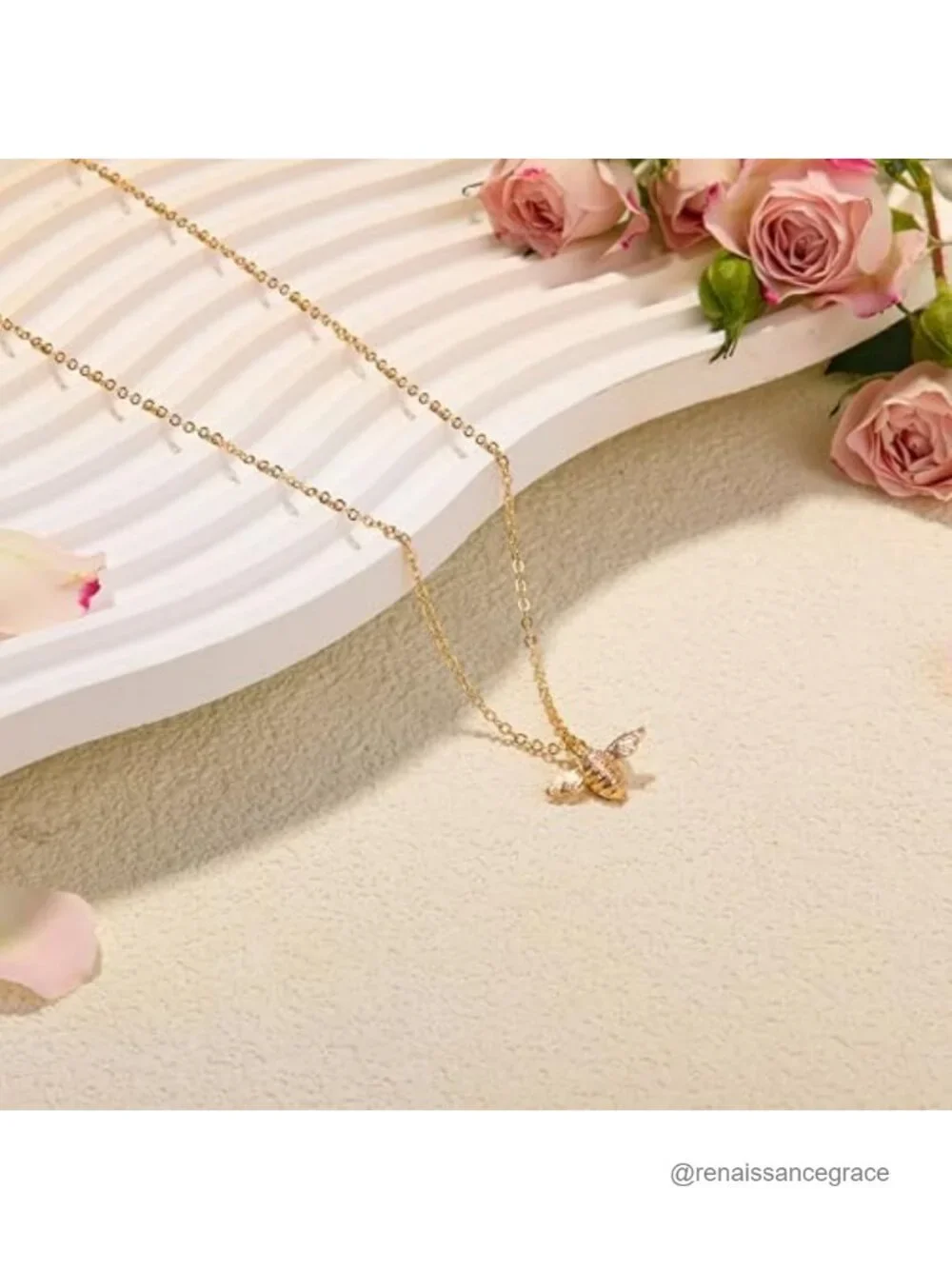 Brass Bee Pendant Necklace for Women, Gift for Friend Sister Mom
